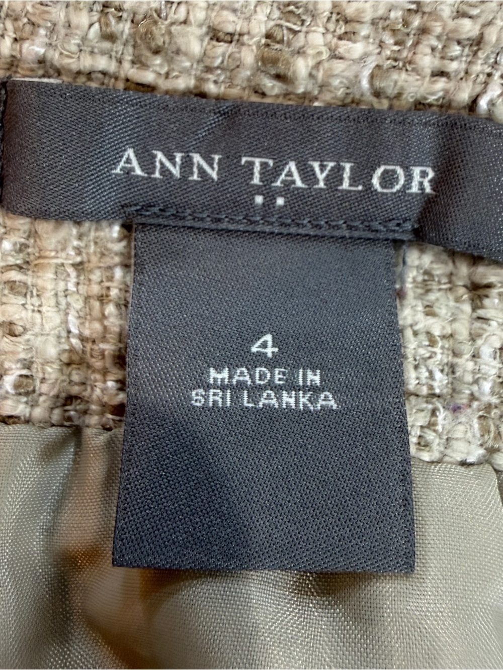 Ann Taylor Classic Cream Pencil Skirt - Timeless Workwear Sz 4 - Picture 4 of 7